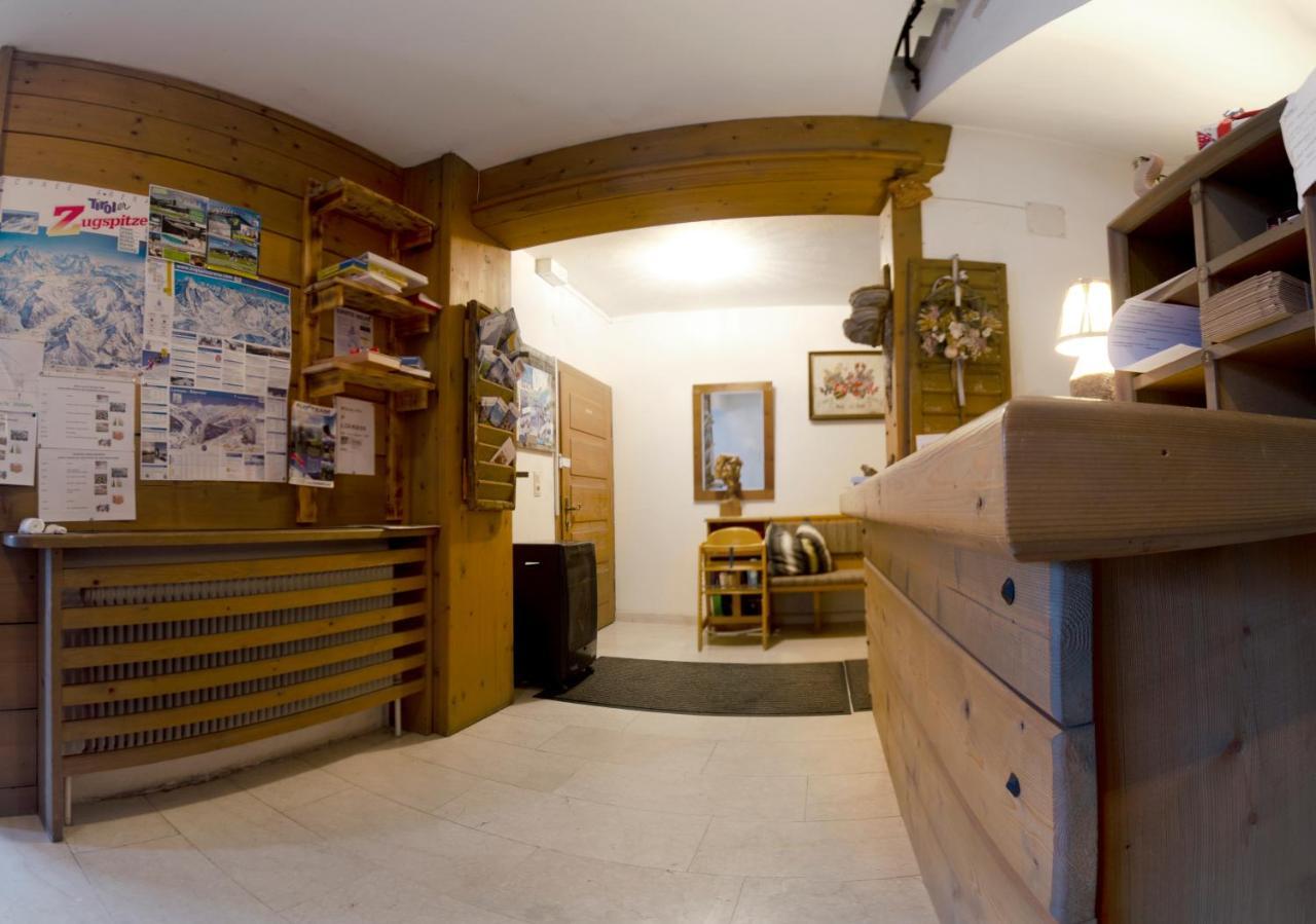 Ferienwohnung Wetterstein Lermoos Esterno foto